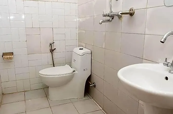 Rightway & Restaurant Hotel